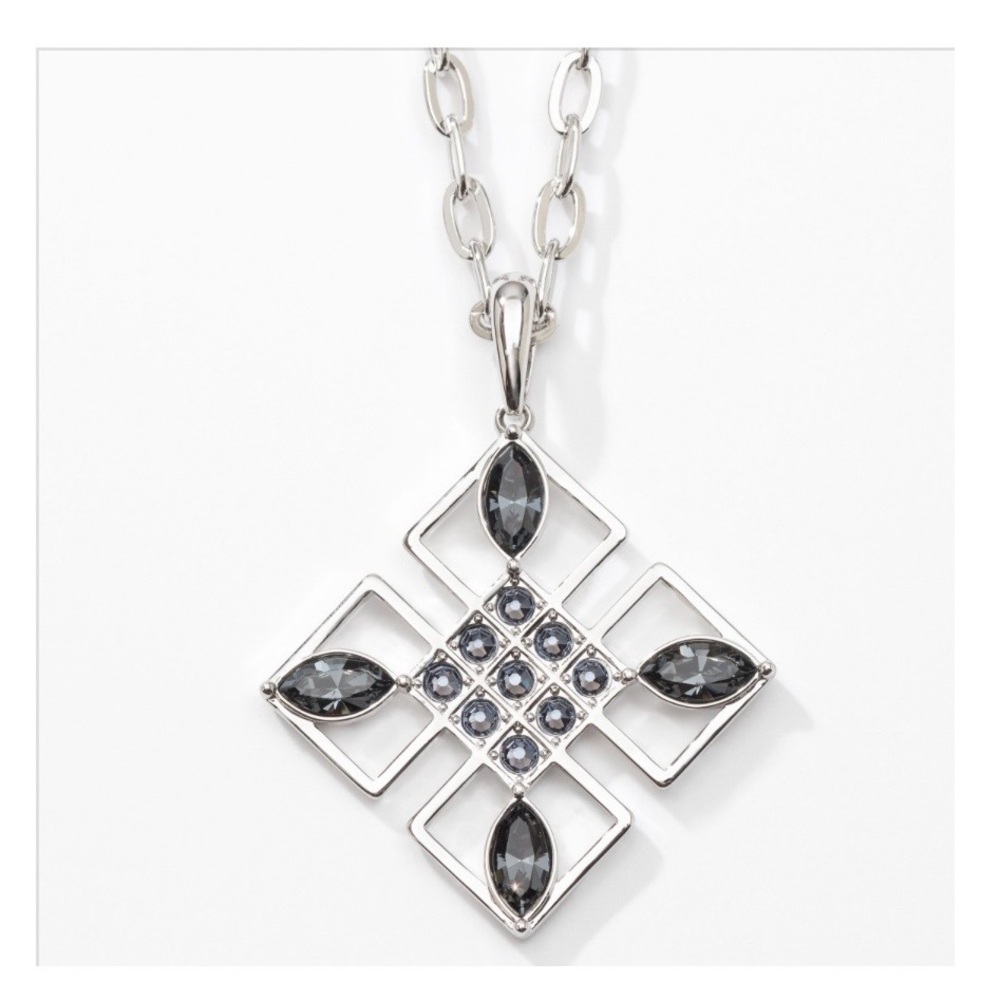 Elegant Silver and Black Crystal Pendant Necklace